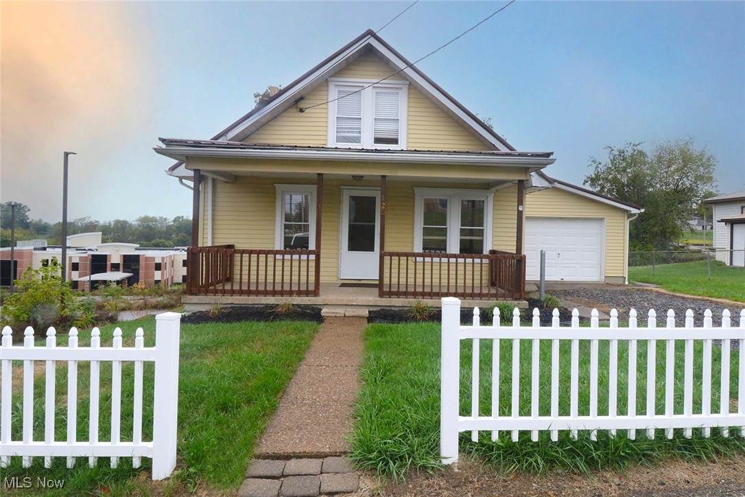 120 School Street - Photo 1