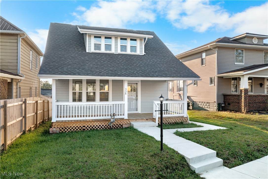 338 Woodlawn Avenue - Photo 1