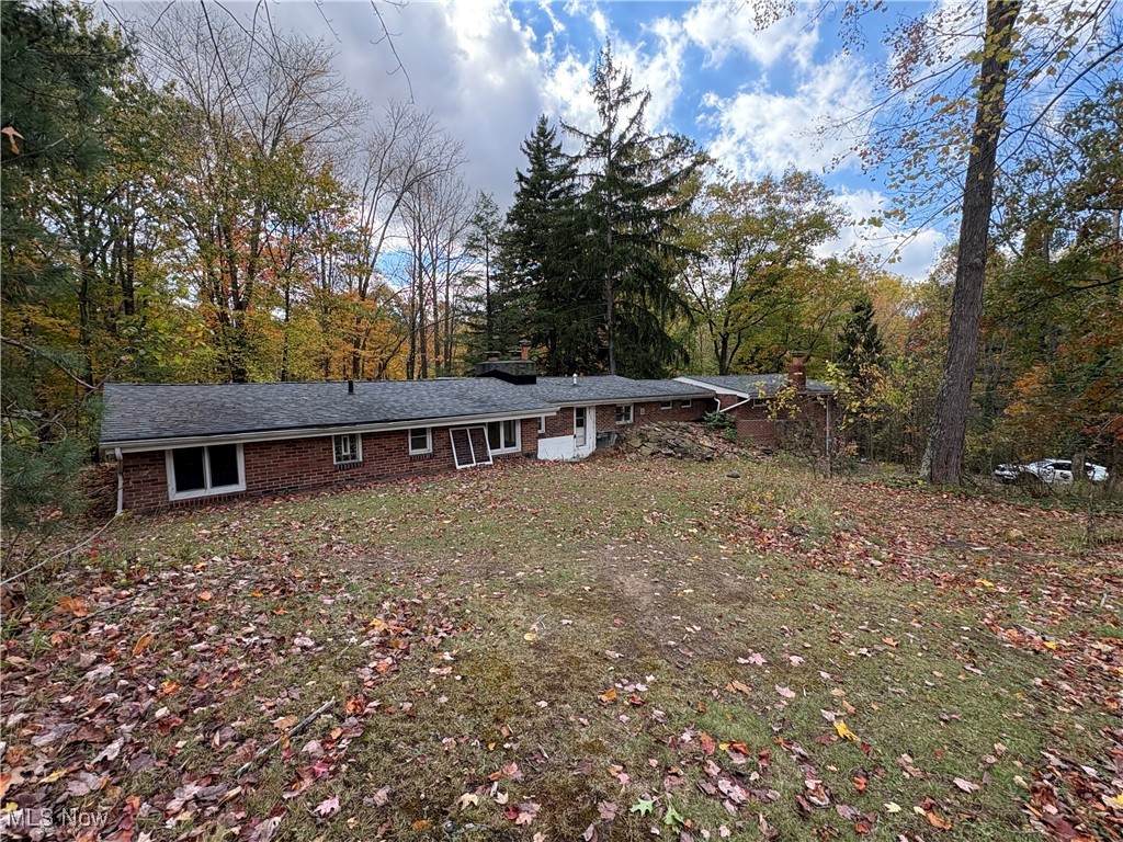 9991 Gardenside Drive - Photo 1