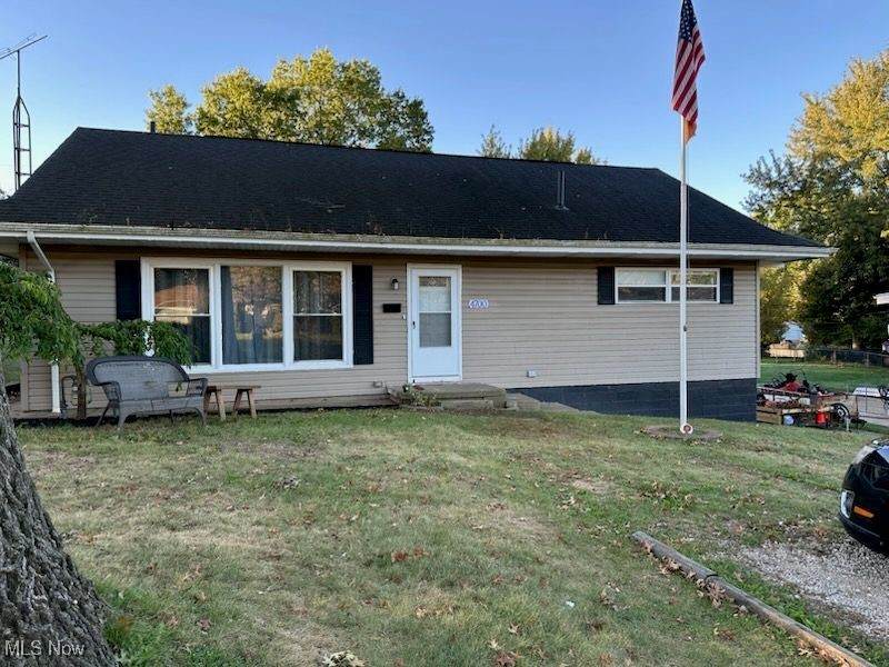 4700 4th Street - Photo 1