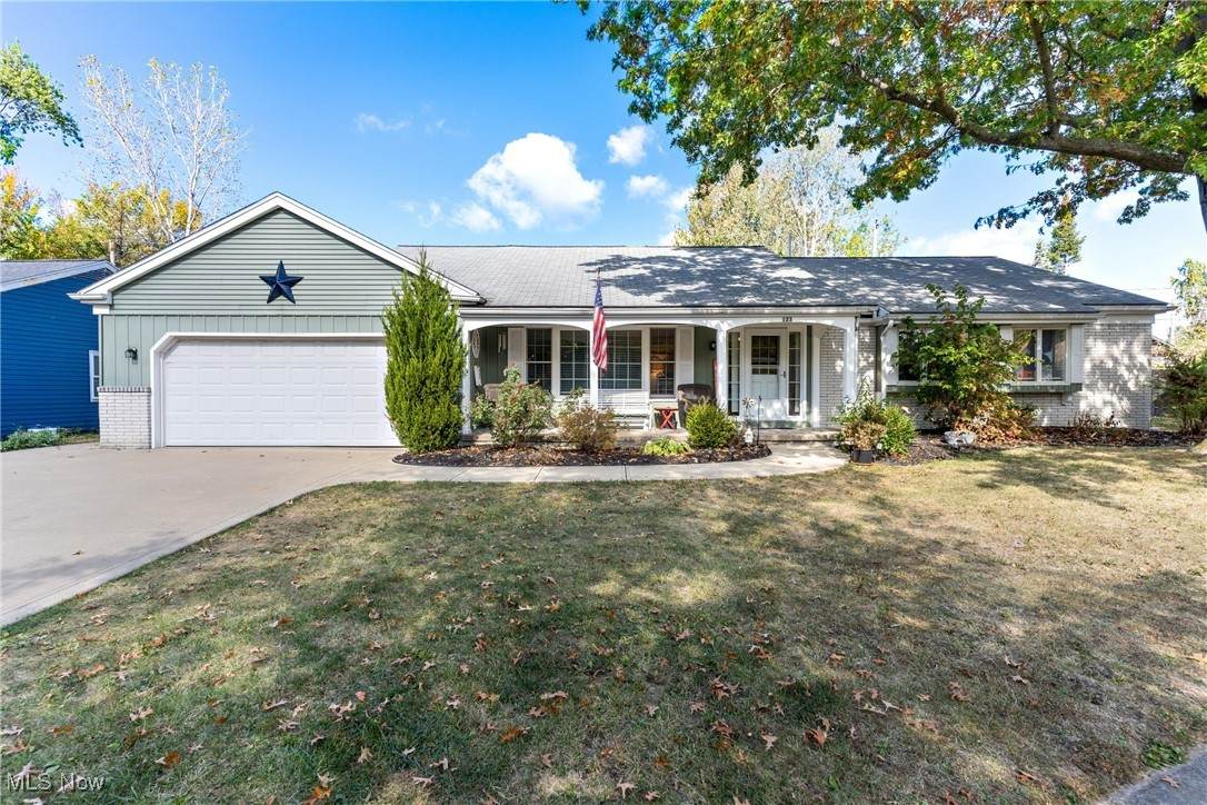 123 Woodcrest Court - Photo 1