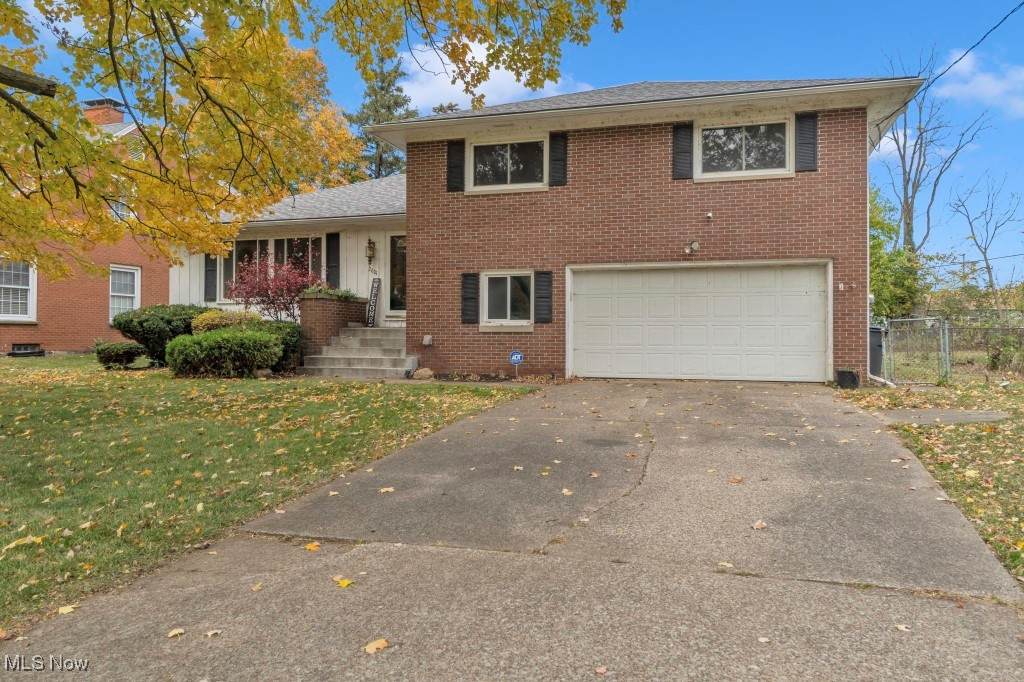 2601 Merriweather Road - Photo 1