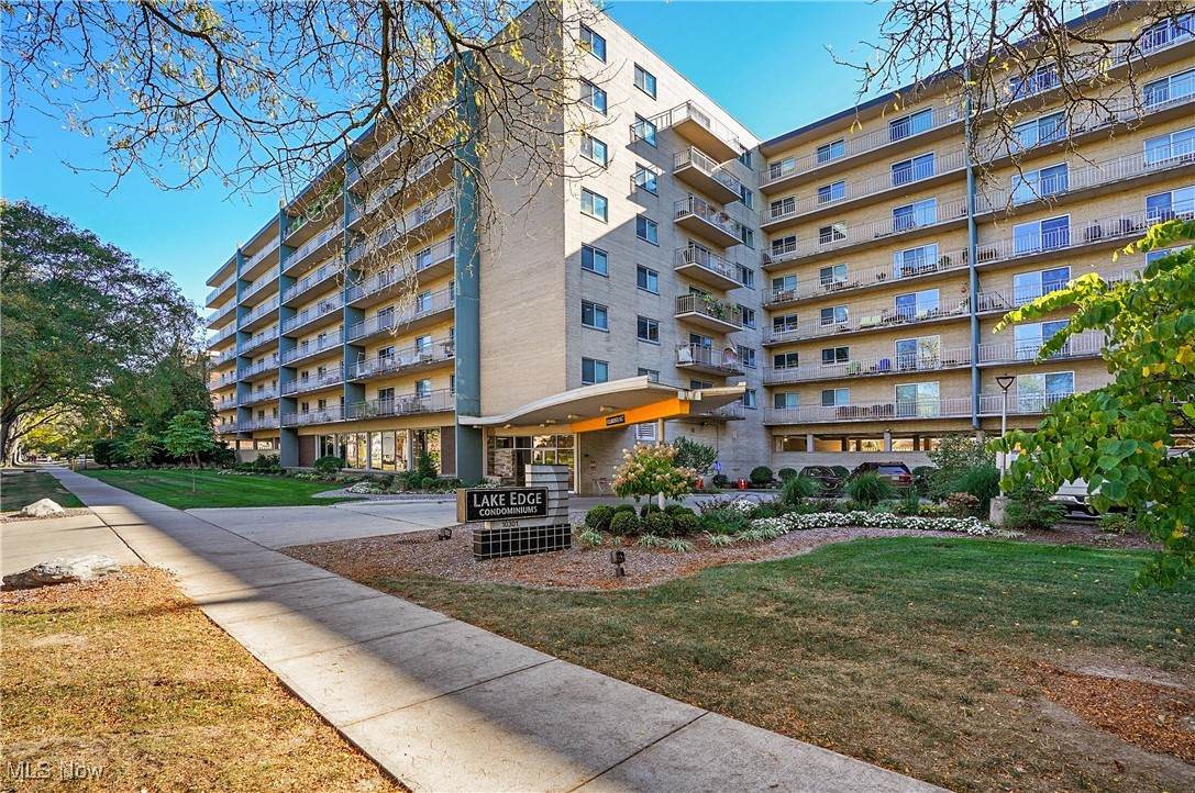 10301 Lake Avenue - Photo 1