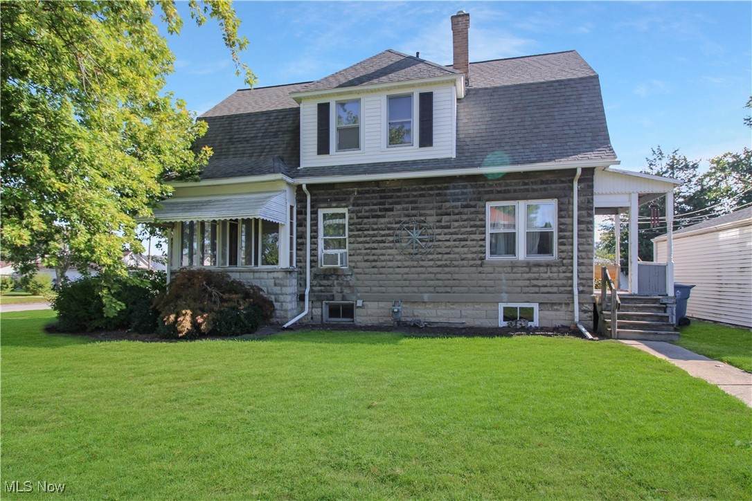 229 4th Street - Photo 1