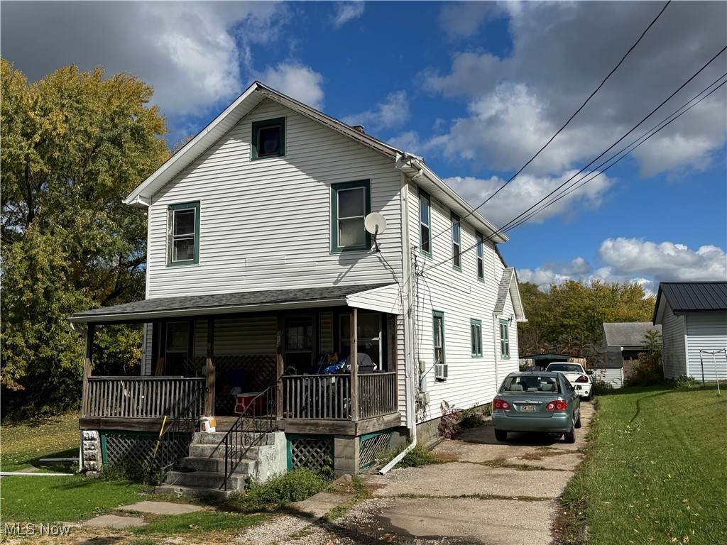 814 Richards Avenue - Photo 1