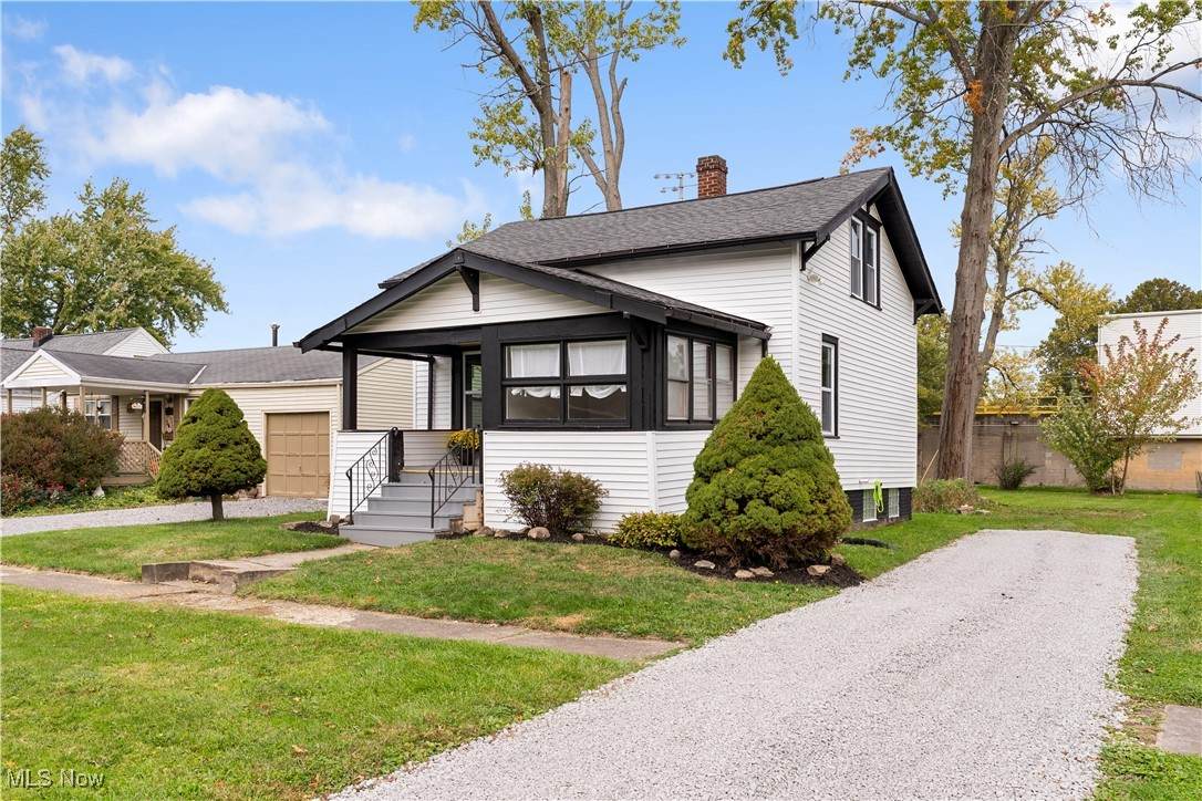 345 Indiana Avenue - Photo 1