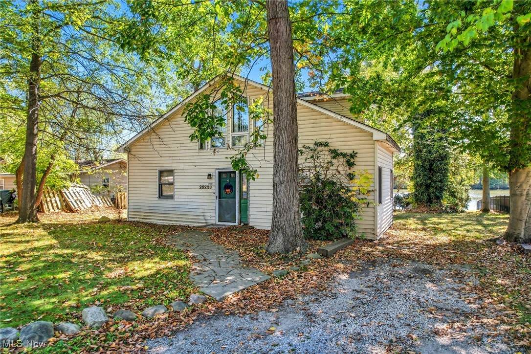 26223 Wildwood Drive - Photo 1