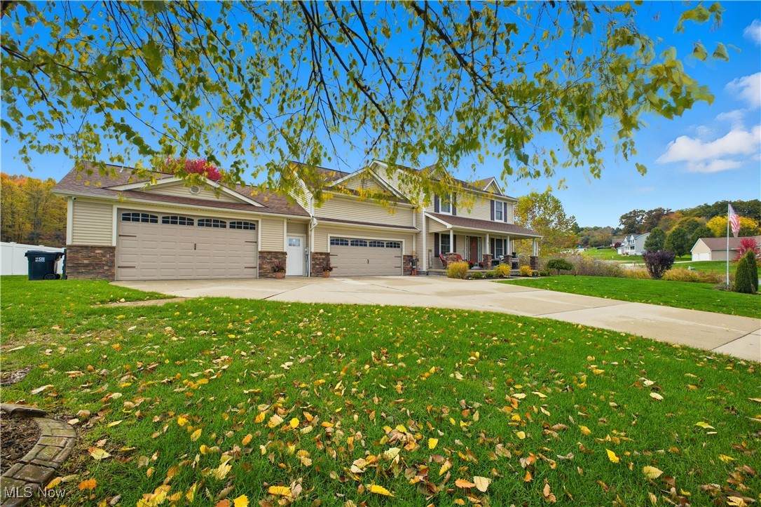 515 Hillside Drive - Photo 1