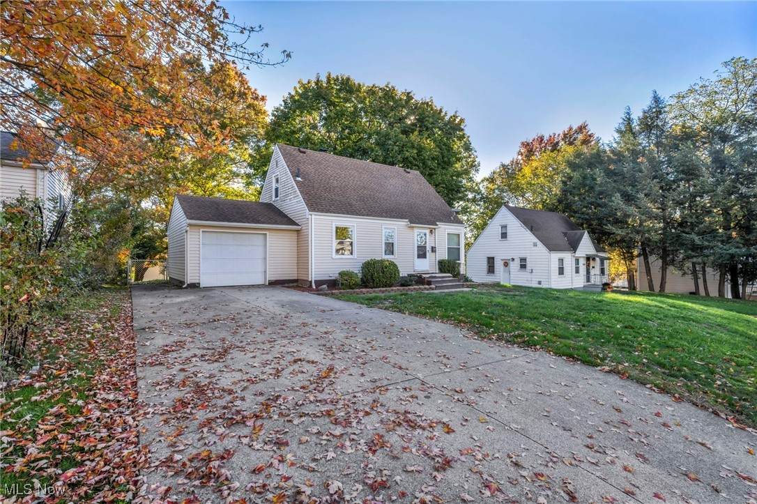 347 Moody Street - Photo 1