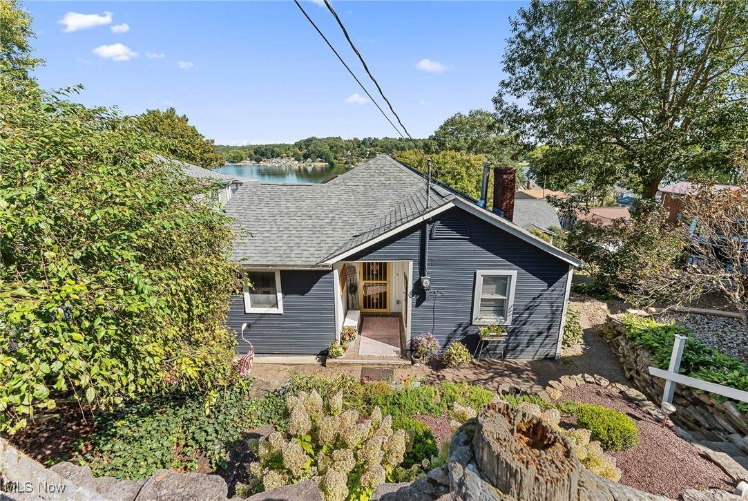 32042 Sunset Drive - Photo 1