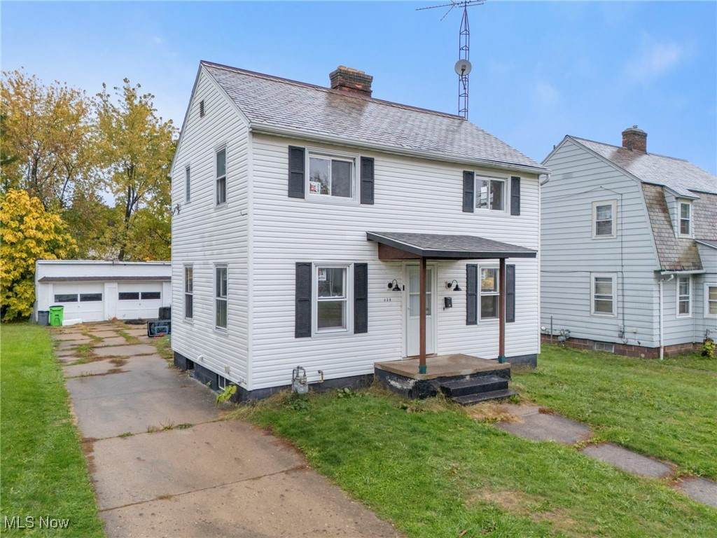 834 Devine Street - Photo 1