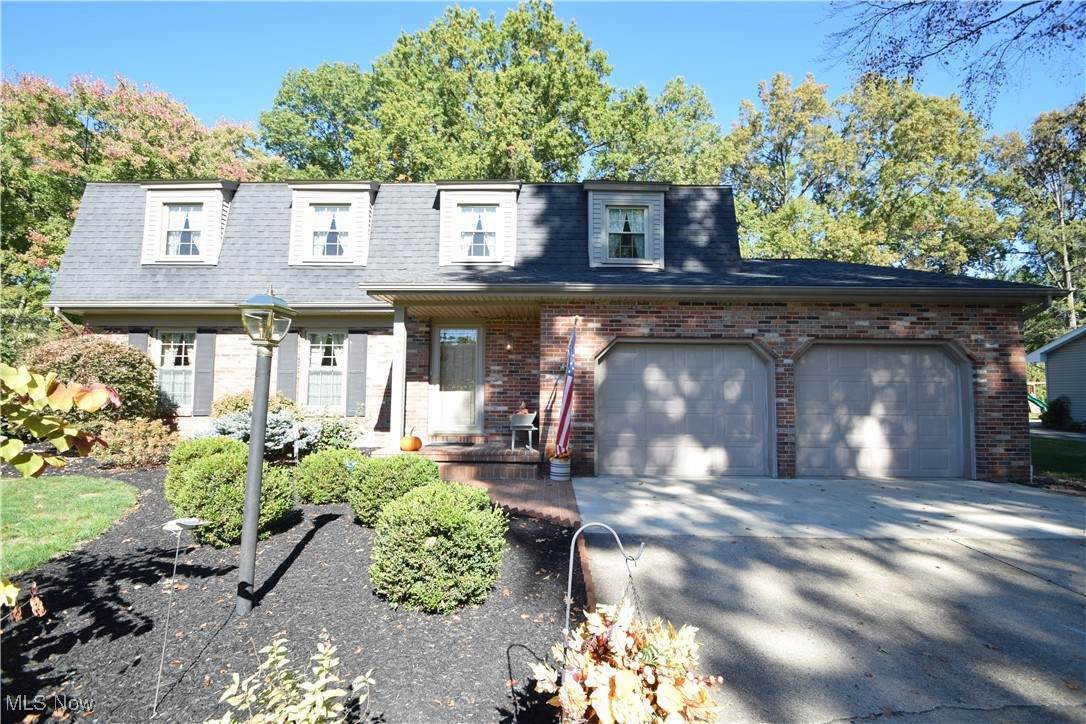 4496 Williamsburg Drive - Photo 1