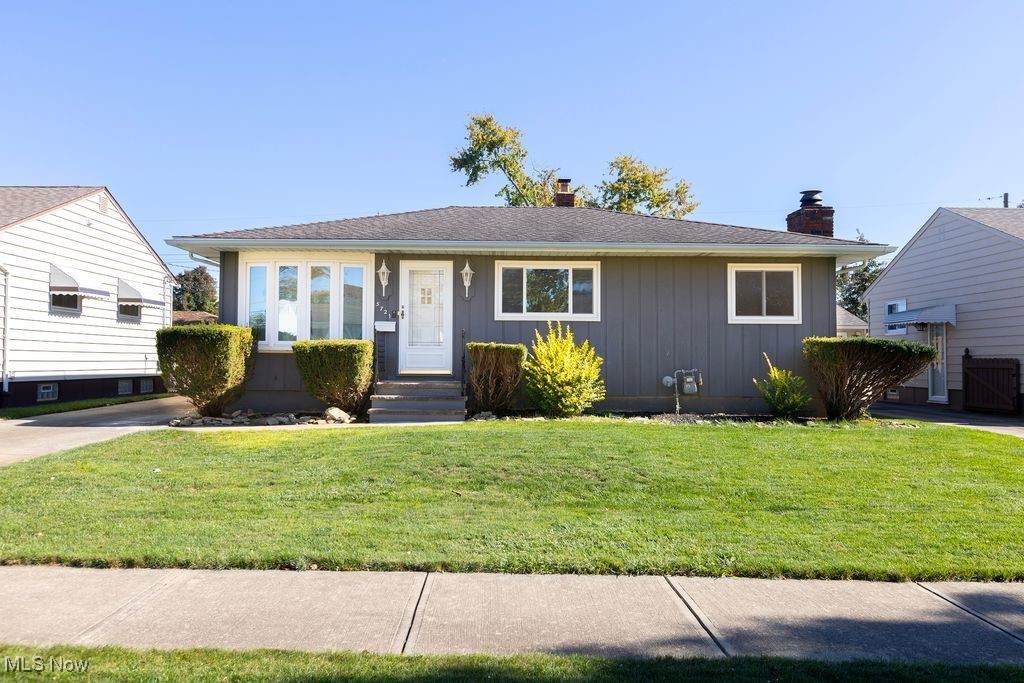 5721 Michael Drive - Photo 1