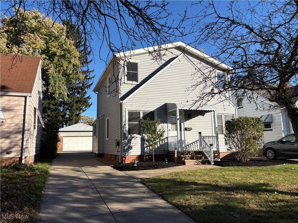 12813 Oak Park Boulevard - Photo 1