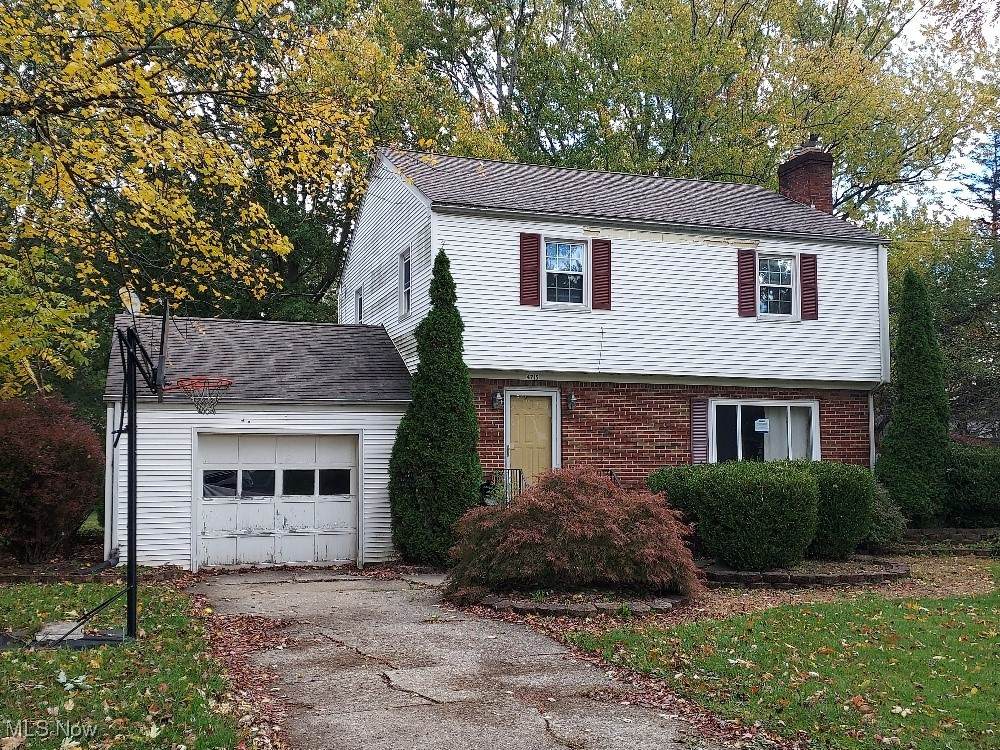 4715 Euclid Boulevard - Photo 1