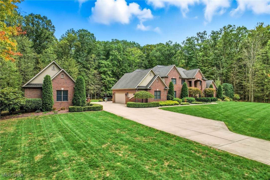 2520 Eastpoint Heights Drive - Photo 1