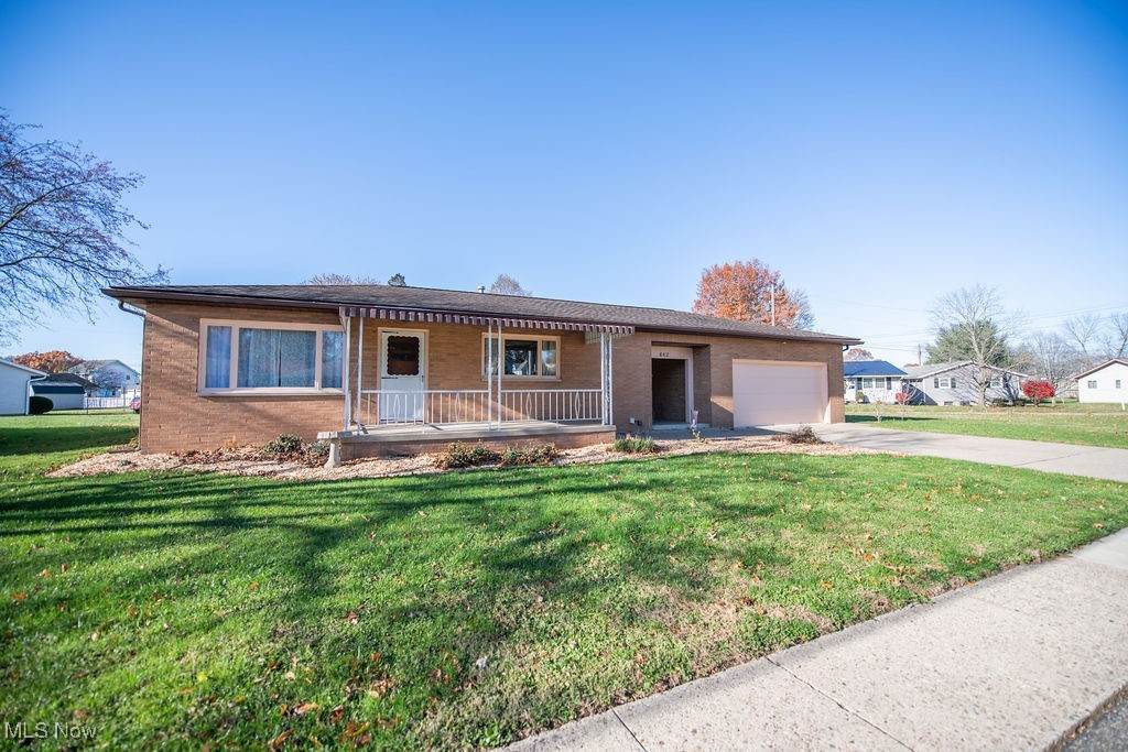 642 Jordan Drive - Photo 1