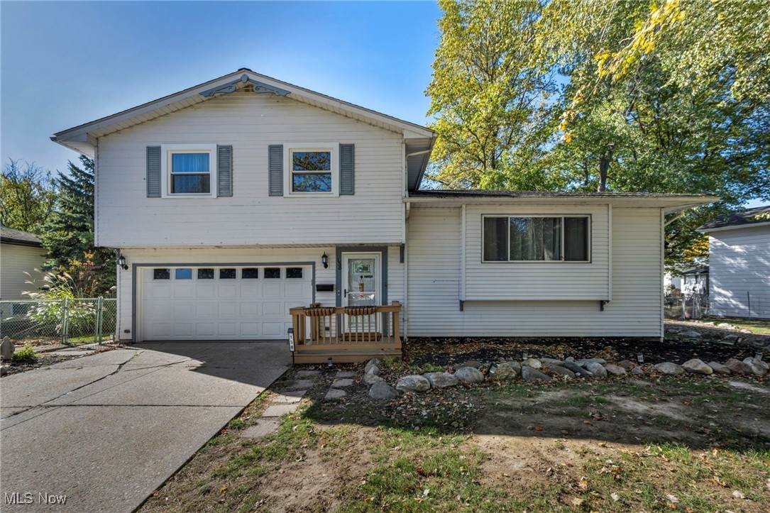 158 Overlook Drive - Photo 1