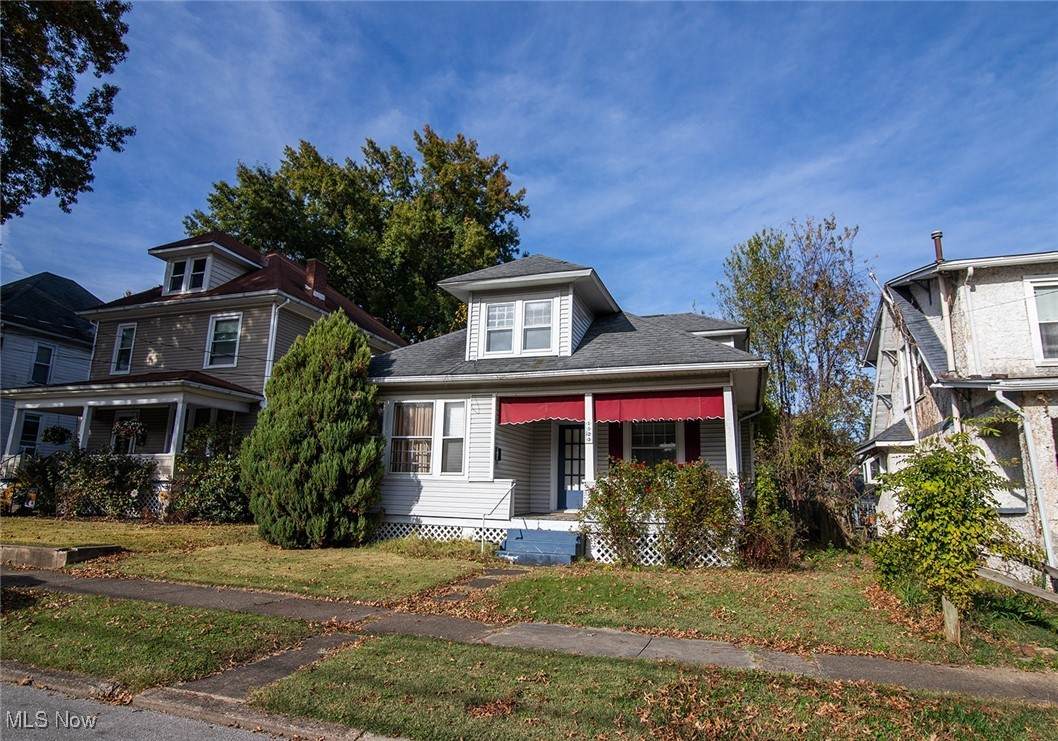 1523 20th Street - Photo 1