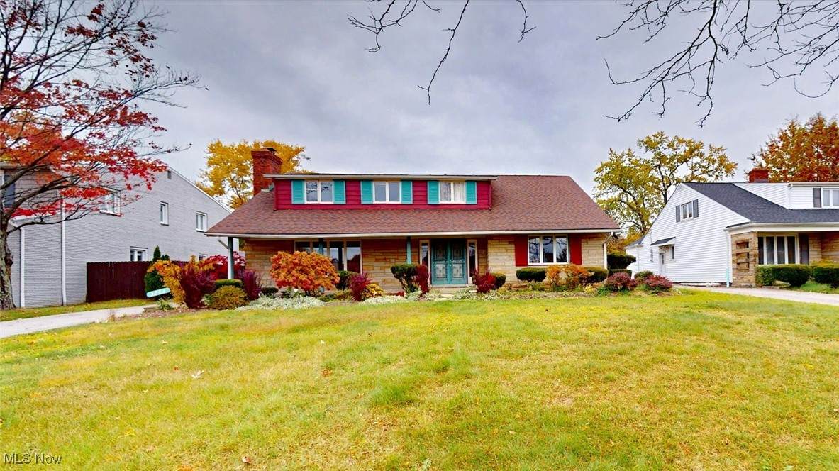 3283 Van Aken Boulevard - Photo 1