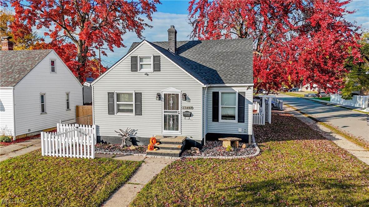 13402 Saint James Avenue - Photo 1