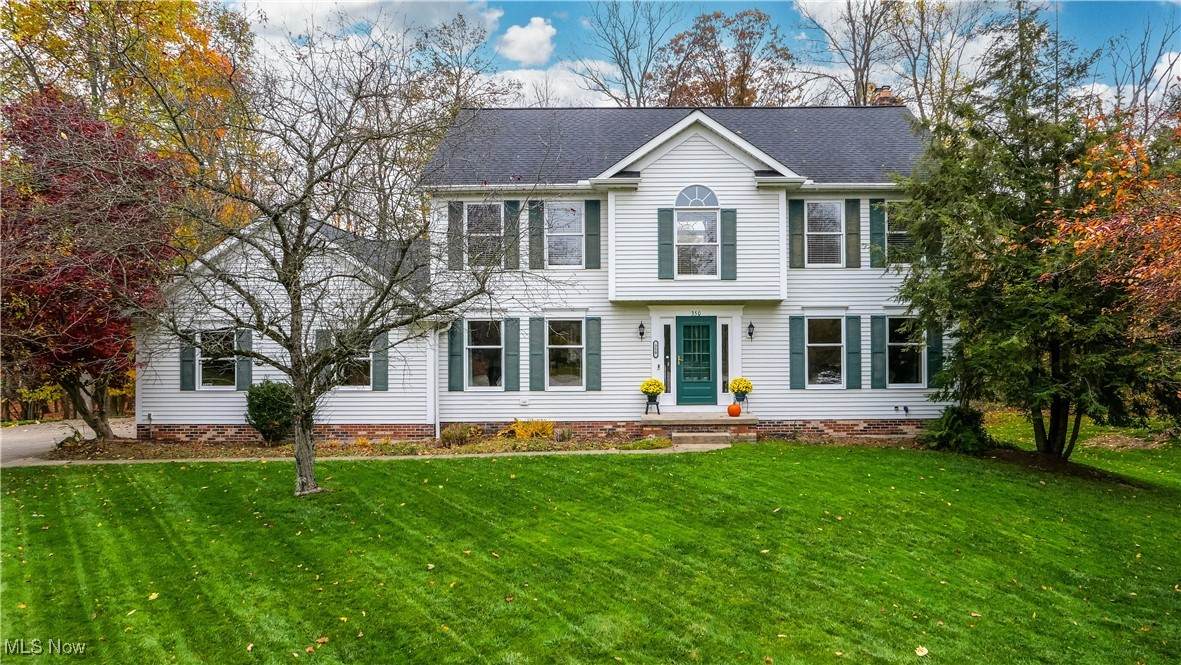 350 Aspen Court - Photo 1