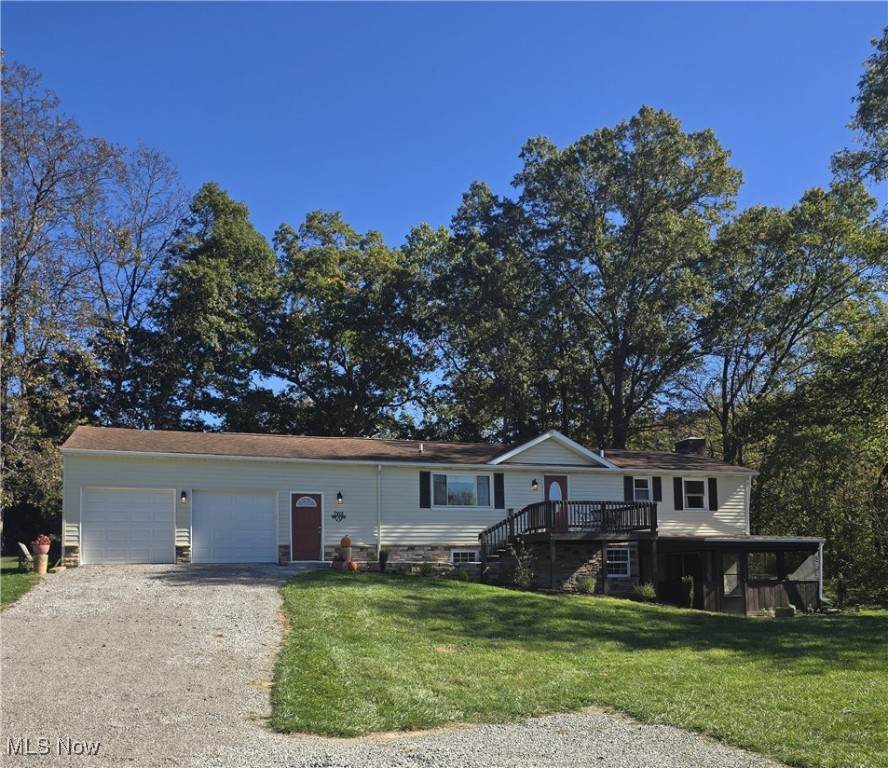 7915 East Pike - Photo 1