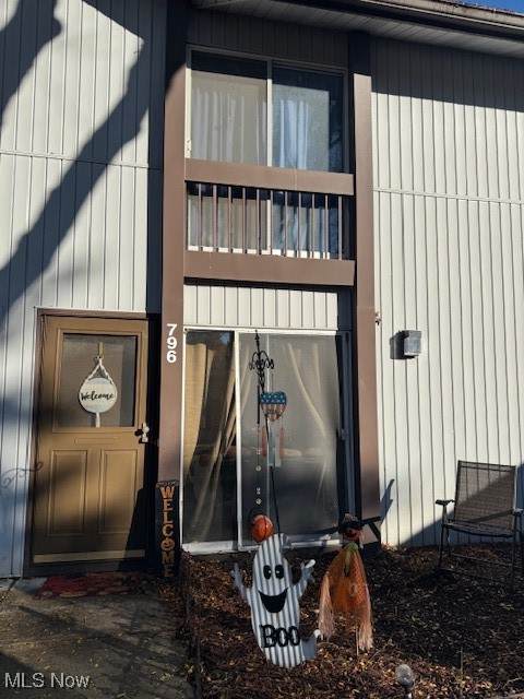 796 Pipes Court - Photo 1