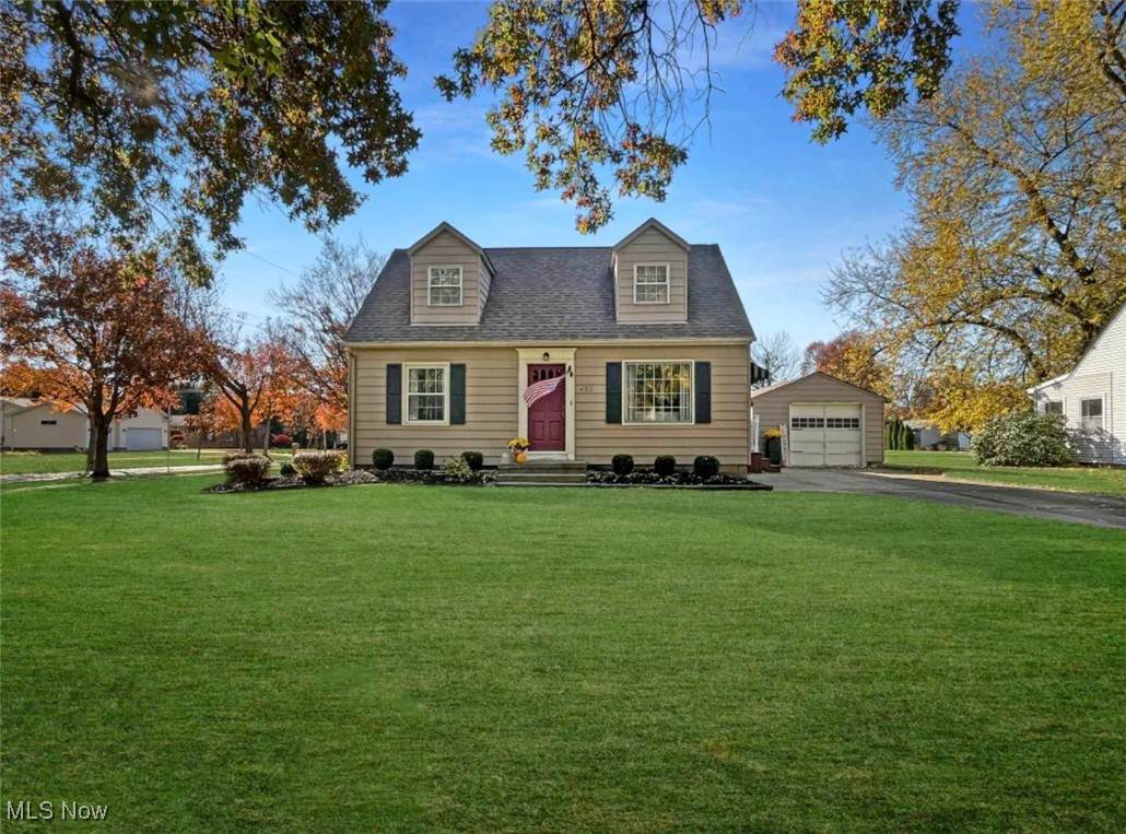 422 7th Street - Photo 1