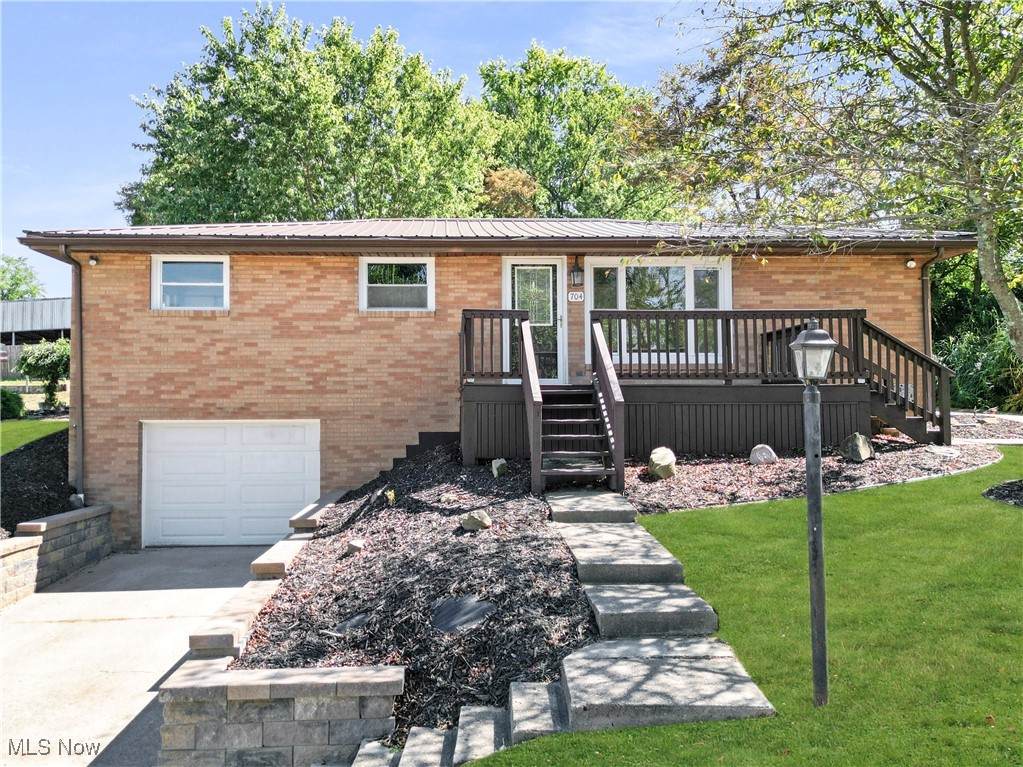 704 Douglas Avenue - Photo 1