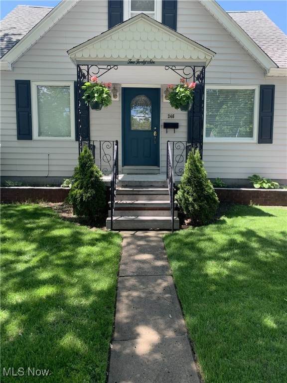 246 29th Street - Photo 1