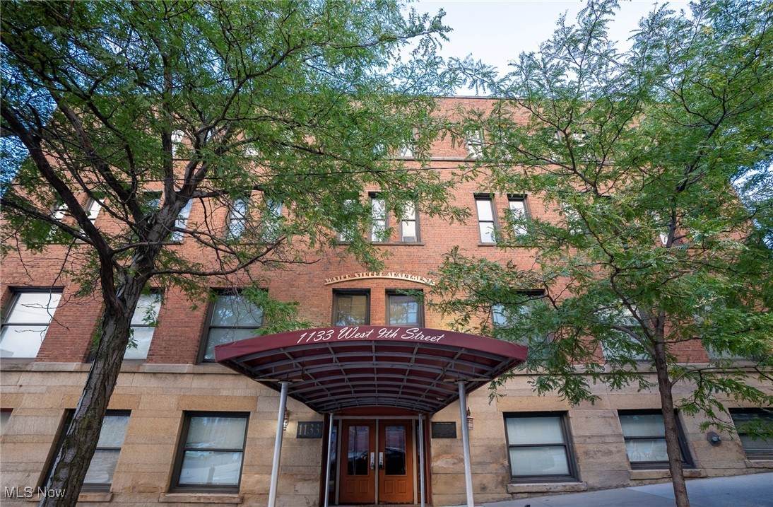 1133 9th Street - Photo 1