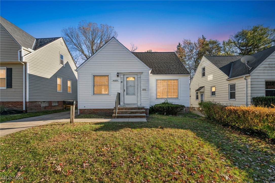 19520 Maple Heights Boulevard - Photo 1