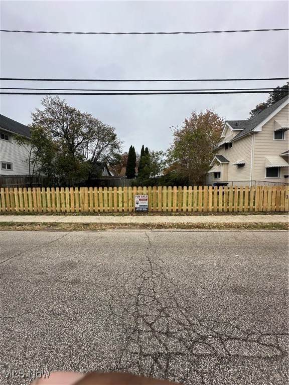 1610 Crestline Avenue - Photo 1