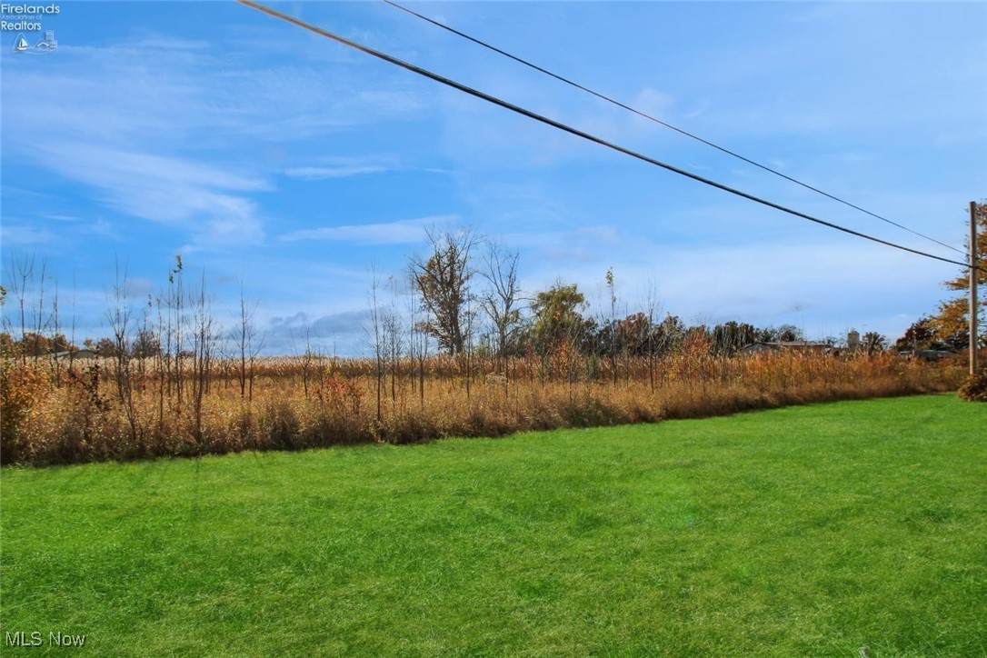  Lakeshore Drive - Photo 1