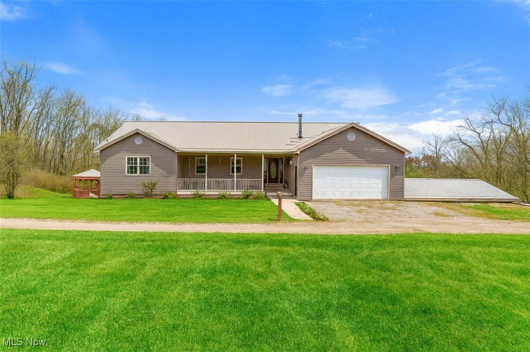 821 Township Road 159 - Photo 1