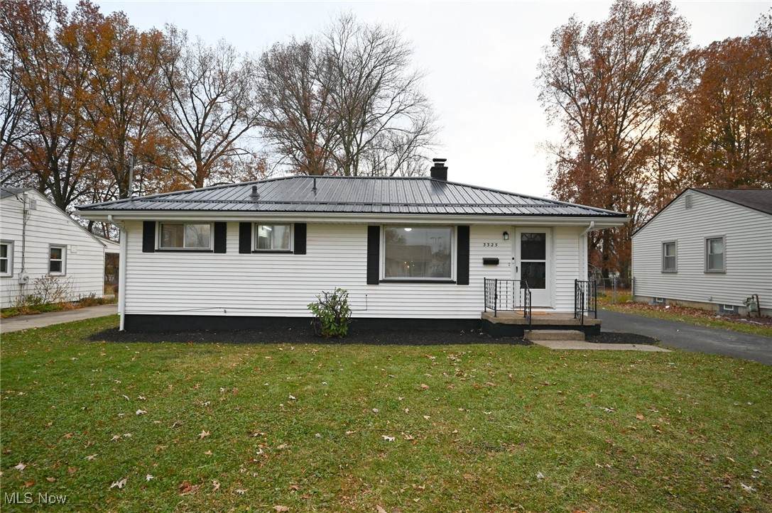 3325 Sunnybrooke Drive - Photo 1