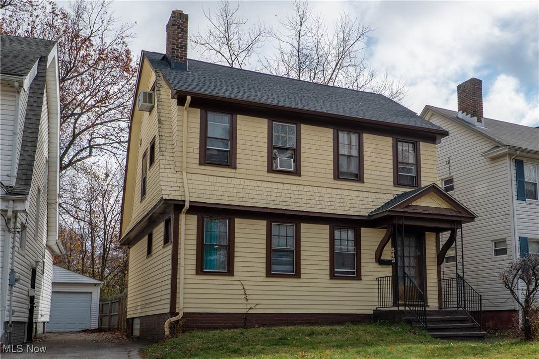 843 Caledonia Avenue - Photo 1