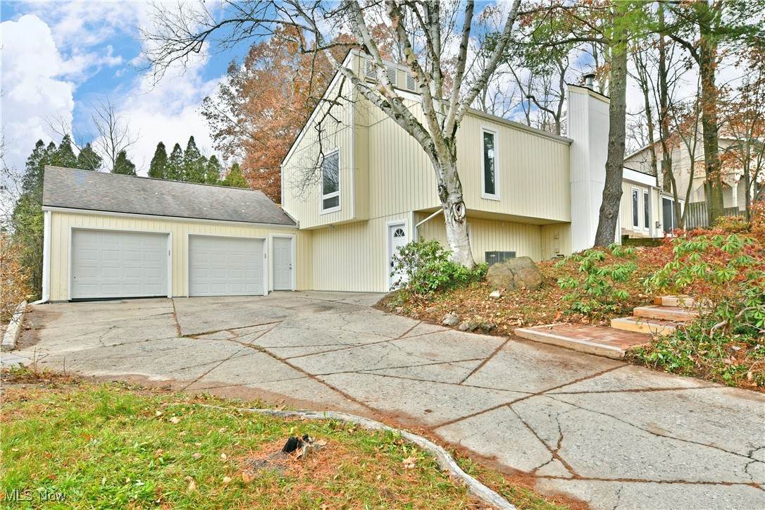 6152 Southern Hills Court - Photo 1