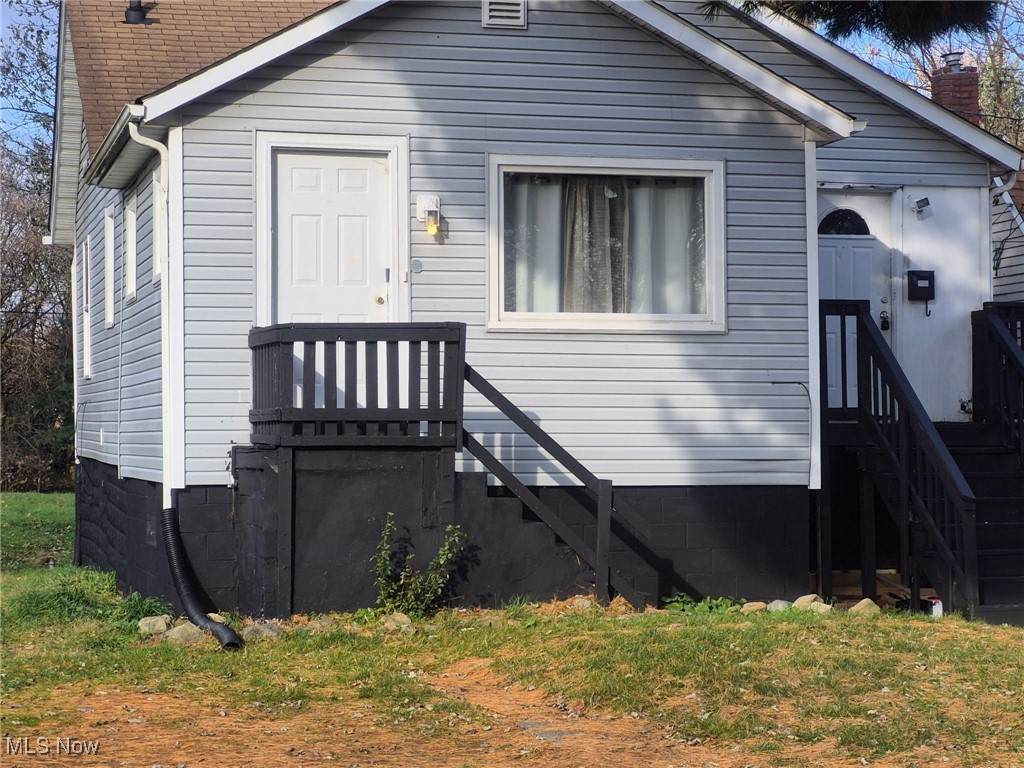 371 Beth Street - Photo 1