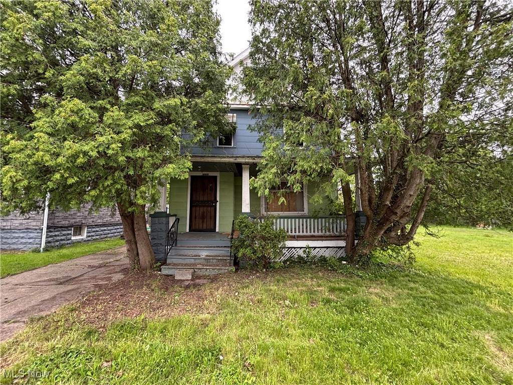 11226 Greenwich Avenue - Photo 1