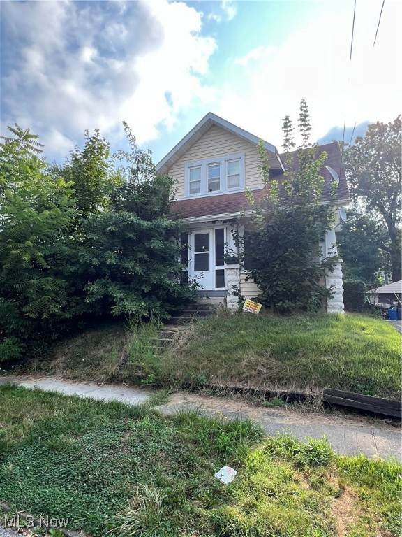 2137 12th Street - Photo 1