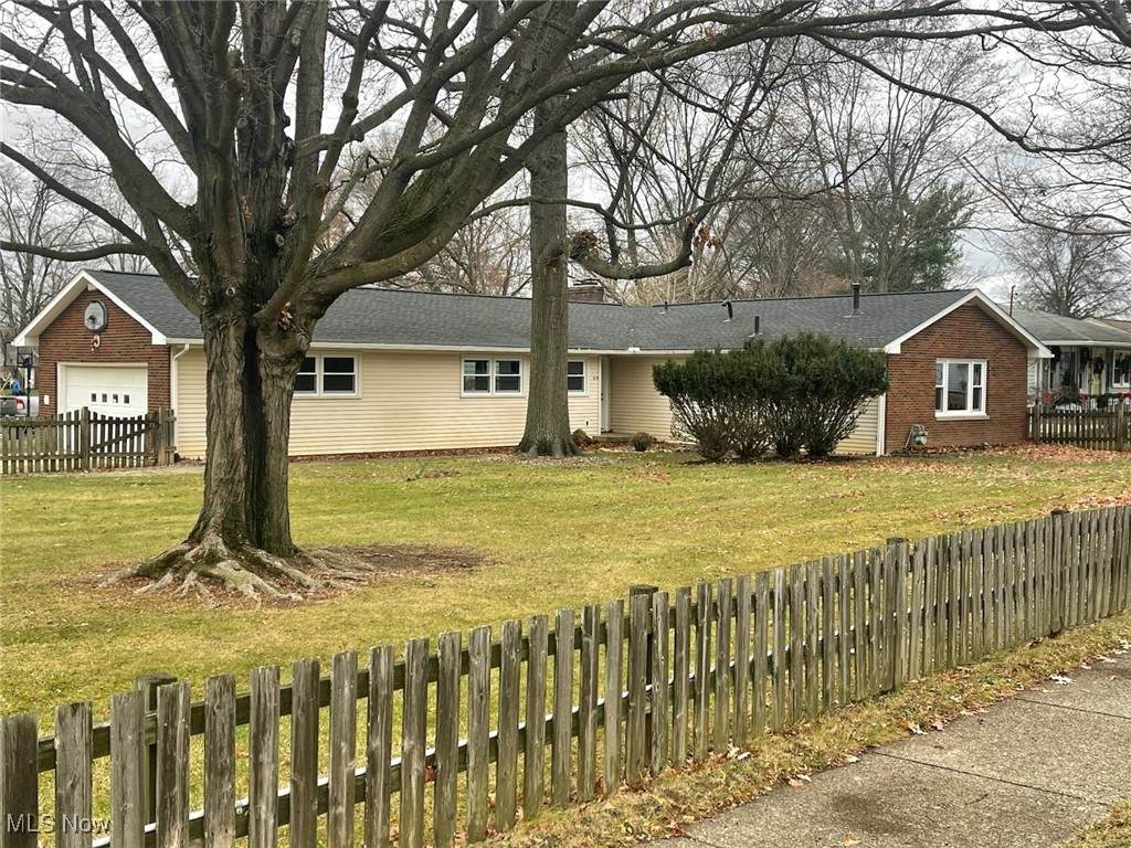 625 Shaker Drive - Photo 1