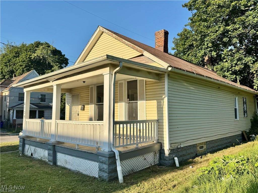 4139 95th Street - Photo 1