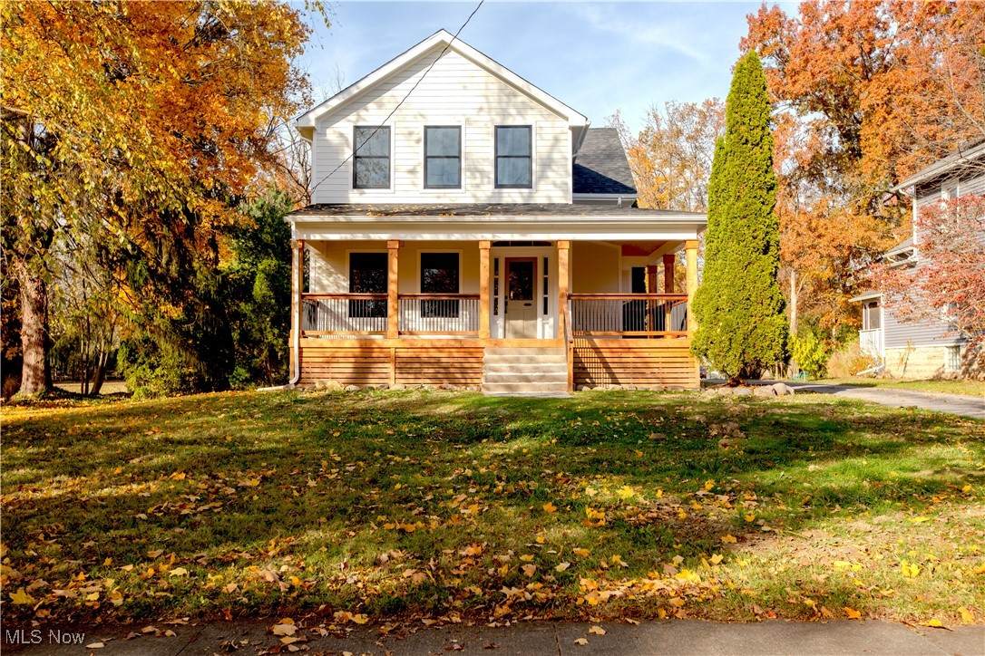 252 West College Street - Photo 1