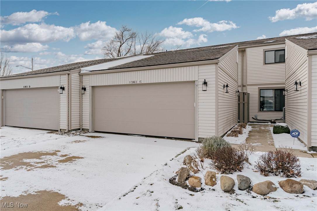 1361 Cleveland Road - Photo 1