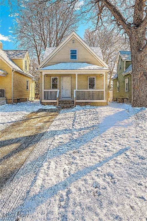 935 22nd Street - Photo 1