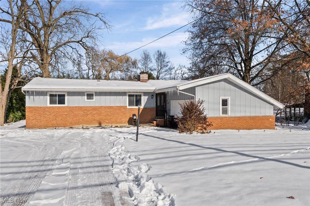 24061 Fairmount Boulevard - Photo 1