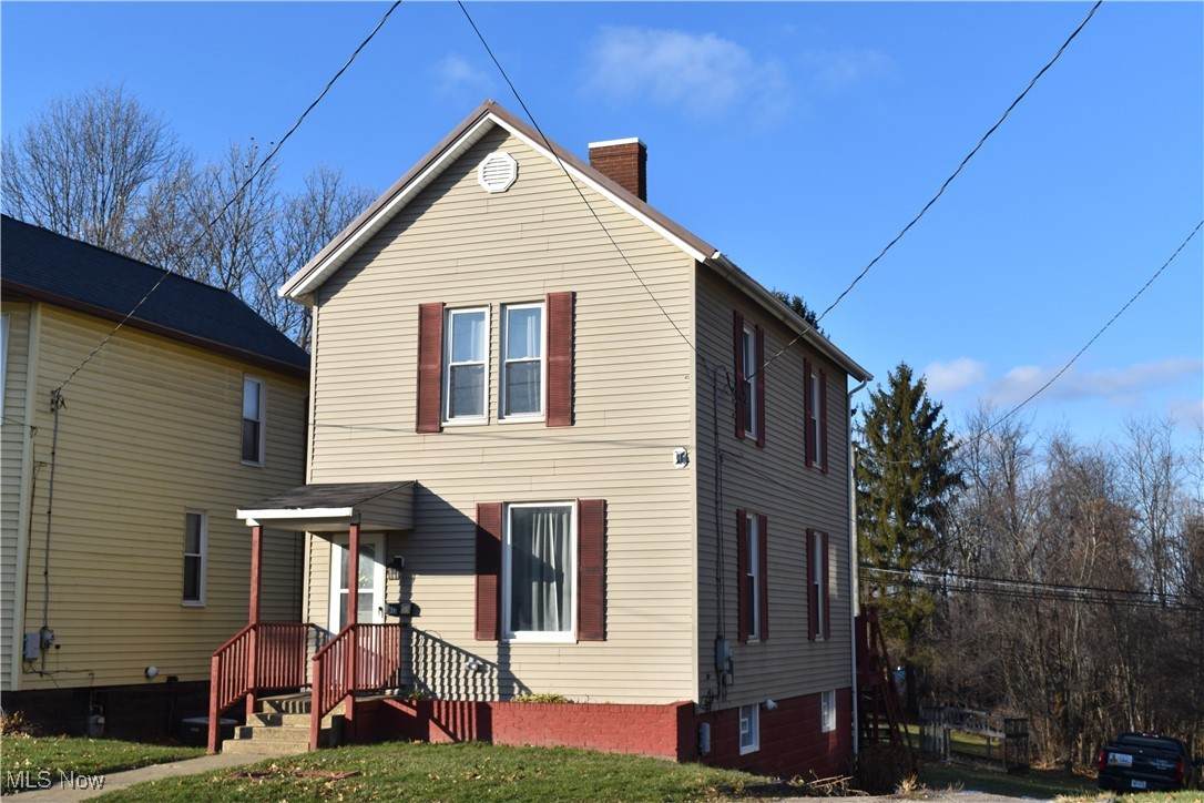 613 Main Street - Photo 1