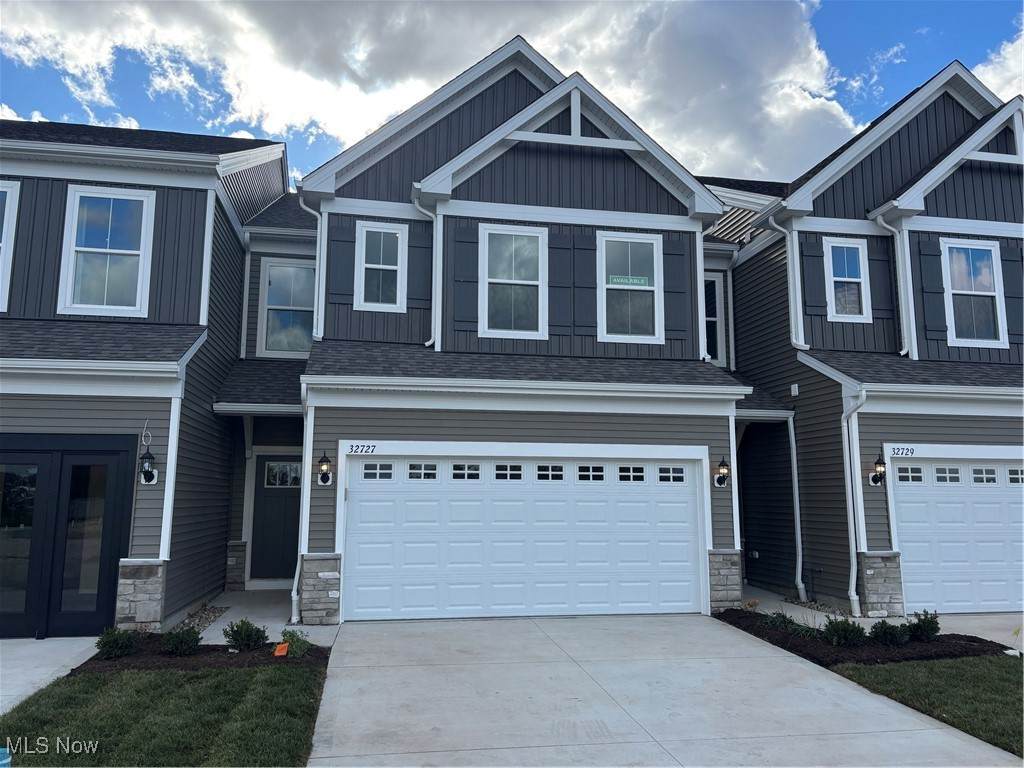 32727 Sandridge Run - Photo 1